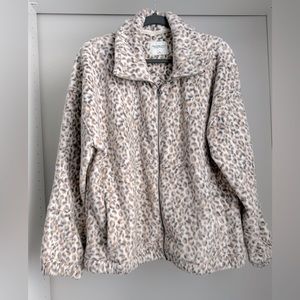 A&F Sherpa jacket size XL